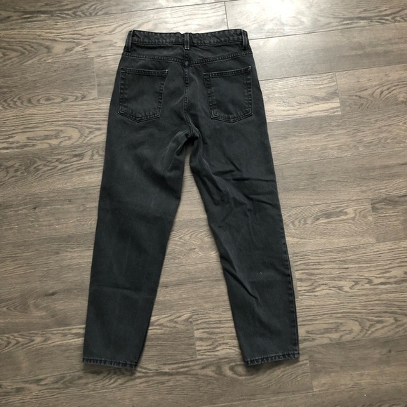 STRAIGHT Mom Jeans Hi-Rise | Size 28 - Picture 7 of 7